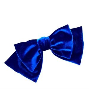 Handmade Large Velvet Bow clip, Fabulous Parrish Blue, Double Layers Bow, only 1